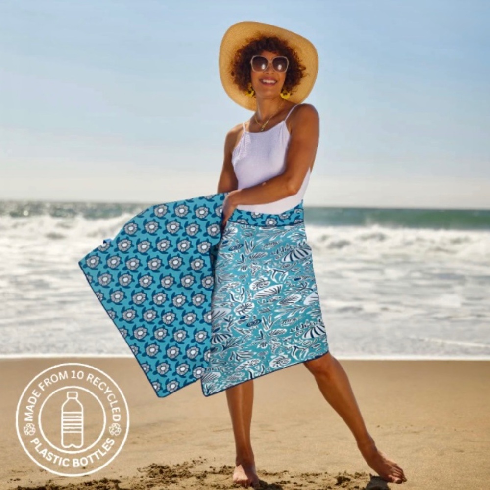 TURTLES AQUA REVERSIBLE ECO BEACH TOWEL ~ NEW with Tags ~ Eco Friendly
